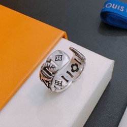 2024SS LOUIS VUITTON ルイヴィトン リング 大人気カラー入荷！
