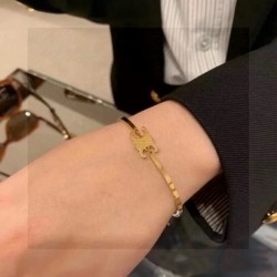 2024SS CELINE セリーヌ ブレスレット 最新ファッションのポイント
