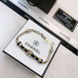 2024SS CHANEL シャネル ブレスレット 季節の変わり目に活躍する 