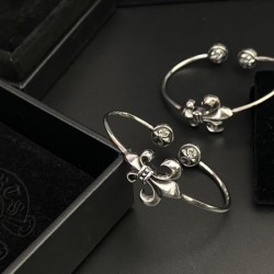 2024SS CHROME HEARTS クロムハーツ ブレスレット オシャレな印象