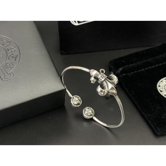 2024SS CHROME HEARTS クロムハーツ ブレスレット オシャレな印象 2024SS CHROME HEARTS クロムハーツ ブレスレット オシャレな印象