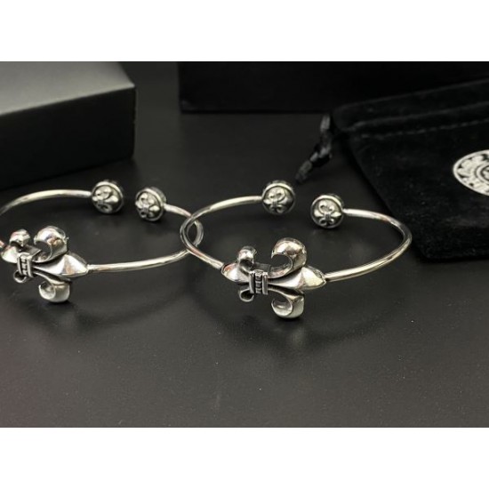 2024SS CHROME HEARTS クロムハーツ ブレスレット オシャレな印象 2024SS CHROME HEARTS クロムハーツ ブレスレット オシャレな印象