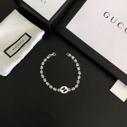 2024SS GUCCI グッチ ブレスレット 定番のストリートスタイル
