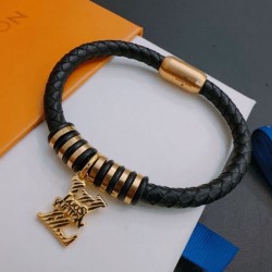 2024SS LOUIS VUITTON ルイヴィトン ブレスレット 限定ギフトにも