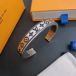 2024SS LOUIS VUITTON ルイヴィトン ブレスレット 今度こそ完売！