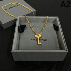 2024SS BALENCIAGA バレンシアガ ネックレス ファッションの最先端！