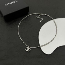 2024SS CHANEL シャネル ネックレス 春らしいきれい色のように