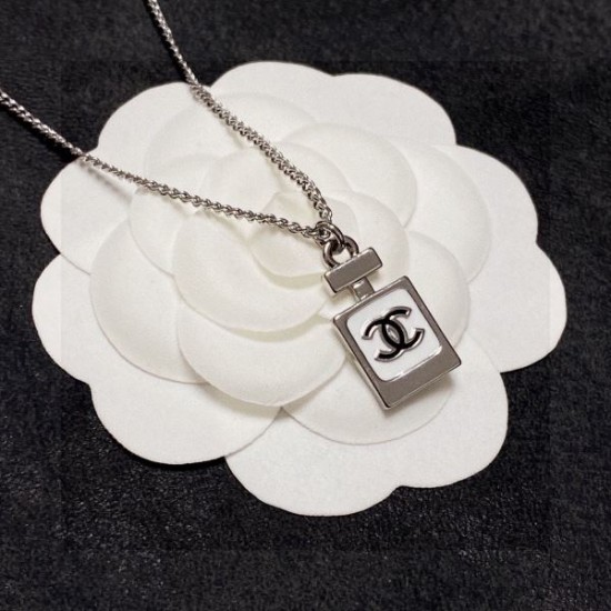 2024SS CHANEL シャネル ネックレス 誰でもオシャレになれる! 2024SS CHANEL シャネル ネックレス 誰でもオシャレになれる!