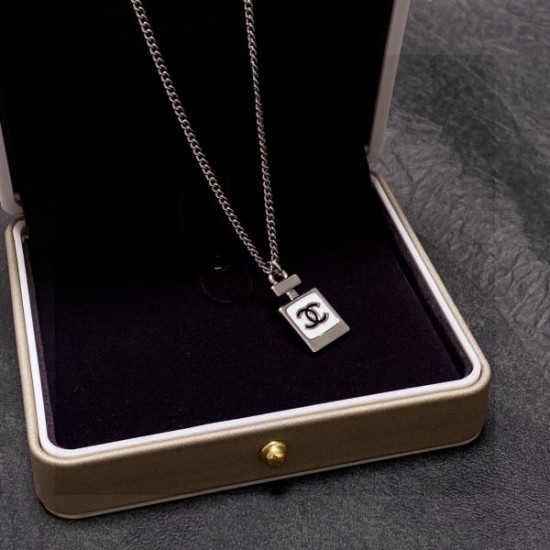 2024SS CHANEL シャネル ネックレス 誰でもオシャレになれる! 2024SS CHANEL シャネル ネックレス 誰でもオシャレになれる!