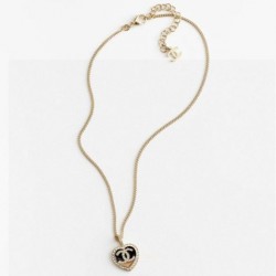 2024SS CHANEL シャネル ネックレス 今季はトップスにおすすめ