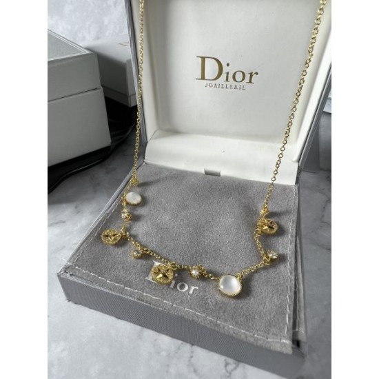 2024SS DIOR ディオール ネックレス 大人っぽいスタイルが完成 2024SS DIOR ディオール ネックレス 大人っぽいスタイルが完成