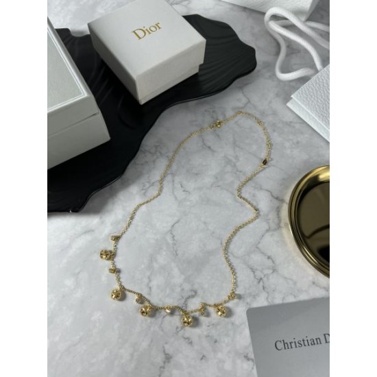 2024SS DIOR ディオール ネックレス 大人っぽいスタイルが完成 2024SS DIOR ディオール ネックレス 大人っぽいスタイルが完成