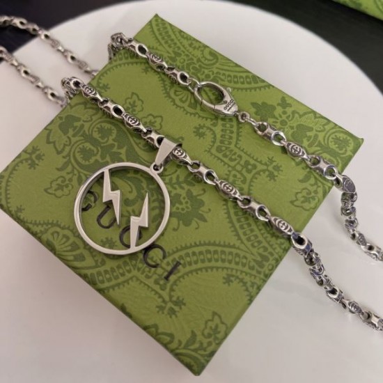 2024SS GUCCI グッチ ネックレス 春夏のおしゃれを楽しんで 2024SS GUCCI グッチ ネックレス 春夏のおしゃれを楽しんで