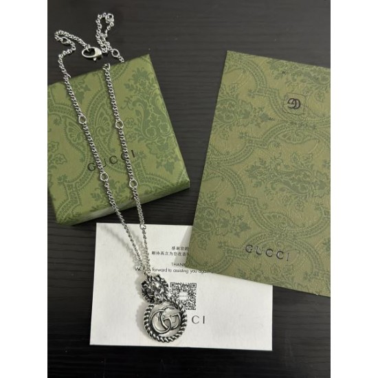 2024SS GUCCI グッチ ネックレス スタイリッシュなスタイル 2024SS GUCCI グッチ ネックレス スタイリッシュなスタイル