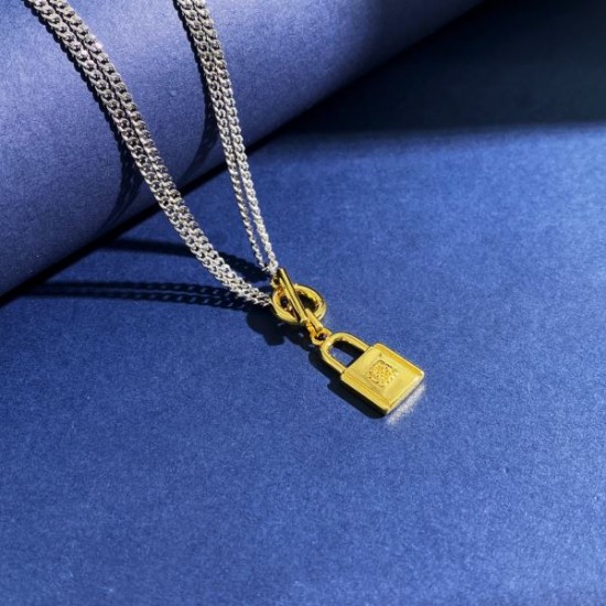 2024SS LOEWE ロエベ ネックレス 夏に向けて使えるスタイル 2024SS LOEWE ロエベ ネックレス 夏に向けて使えるスタイル