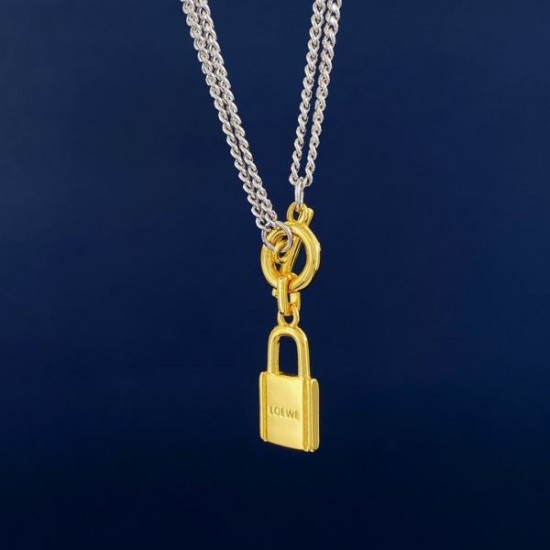 2024SS LOEWE ロエベ ネックレス 夏に向けて使えるスタイル 2024SS LOEWE ロエベ ネックレス 夏に向けて使えるスタイル
