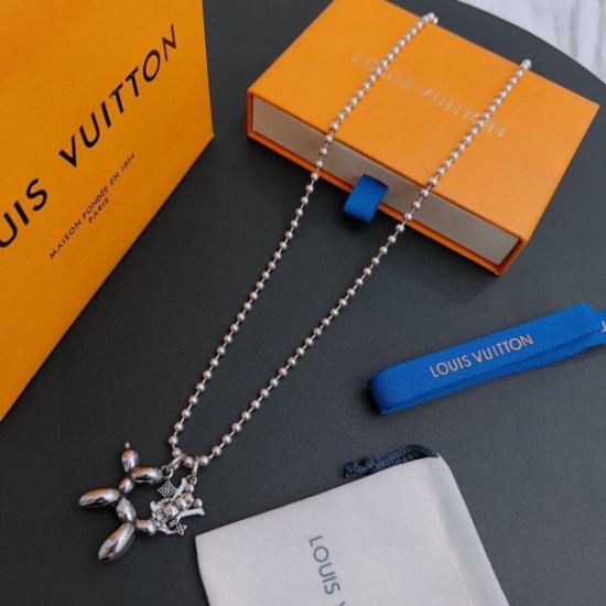 2024SS LOUIS VUITTON ルイヴィトン ネックレス 夏に欲しい定番 2024SS LOUIS VUITTON ルイヴィトン ネックレス 夏に欲しい定番