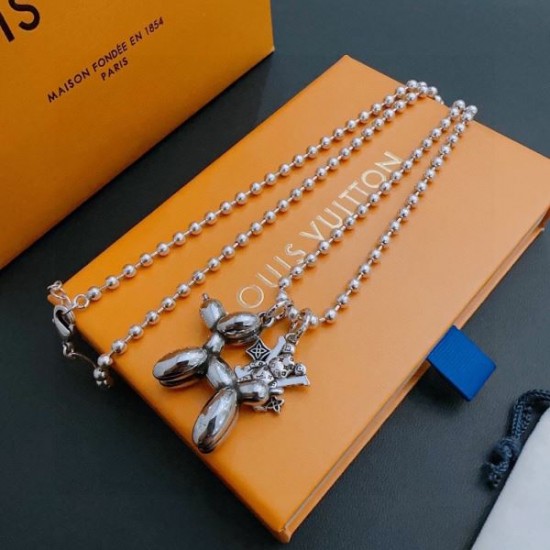 2024SS LOUIS VUITTON ルイヴィトン ネックレス 夏に欲しい定番 2024SS LOUIS VUITTON ルイヴィトン ネックレス 夏に欲しい定番