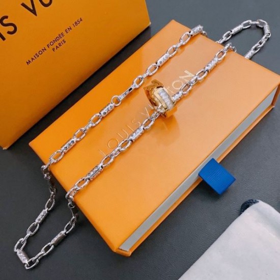2024SS LOUIS VUITTON ルイヴィトン ネックレス 圧倒的な支持率 2024SS LOUIS VUITTON ルイヴィトン ネックレス 圧倒的な支持率