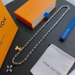 2024SS LOUIS VUITTON ルイヴィトン ネックレス 大人っぽい質感