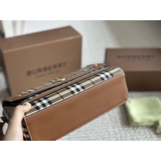 ロングシーズン活躍 2024SS ショルダーバッグ BURBERRY バーバリー ロングシーズン活躍 2024SS ショルダーバッグ BURBERRY バーバリー