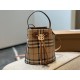 販売店舗限定モデル 2024SS ショルダーバッグ BURBERRY バーバリー 販売店舗限定モデル 2024SS ショルダーバッグ BURBERRY バーバリー