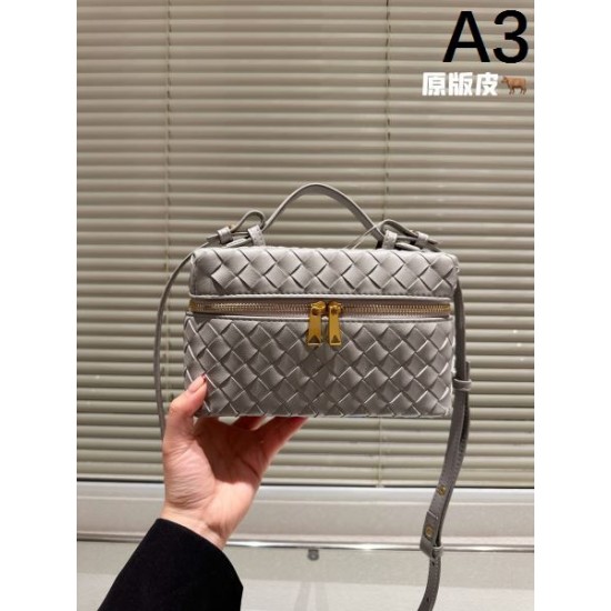 最新作入荷 2024SS トートバッグ BOTTEGA VENETA ボッテガヴェネタ