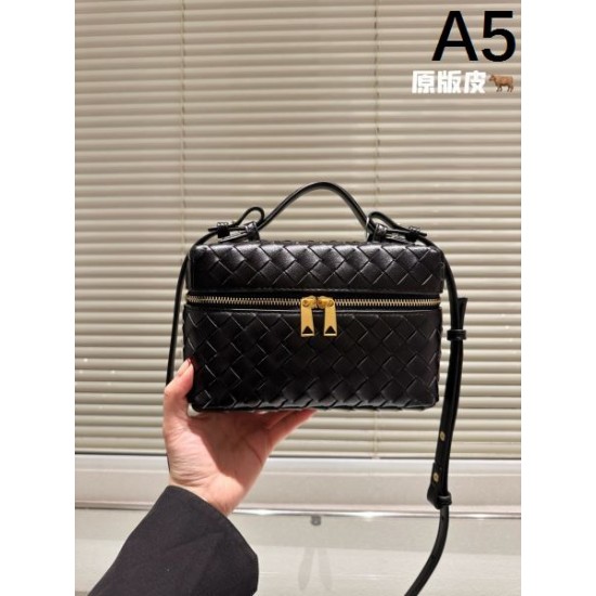 最新作入荷 2024SS トートバッグ BOTTEGA VENETA ボッテガヴェネタ
