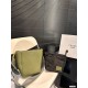 大人っぽいスタイルが完成 2024SS ショルダーバッグ CELINE セリーヌ 大人っぽいスタイルが完成 2024SS ショルダーバッグ CELINE セリーヌ