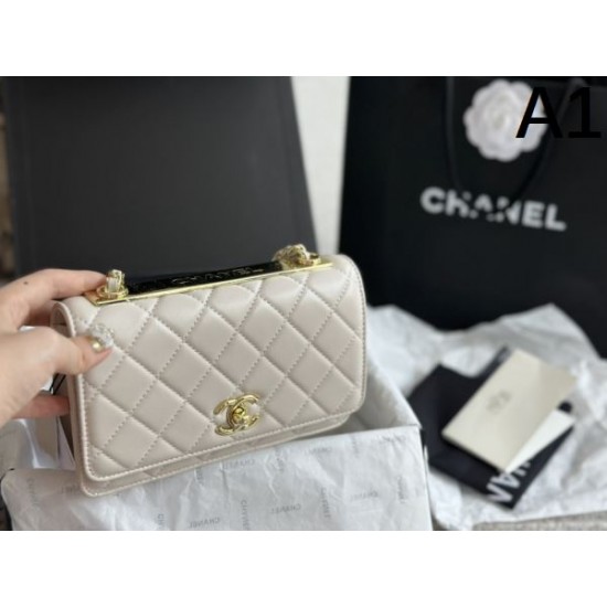 期間限定、お得に買うべき 2024SS ショルダーバッグ CHANEL シャネル 期間限定、お得に買うべき 2024SS ショルダーバッグ CHANEL シャネル