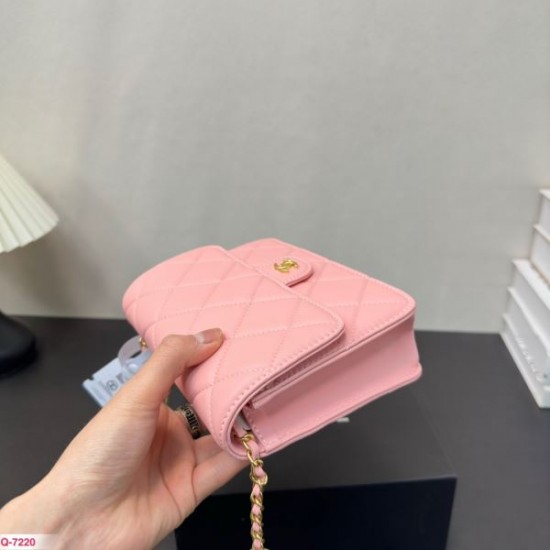 人気沸騰中!おしゃれ新品 2024SS ショルダーバッグ CHANEL シャネル 人気沸騰中!おしゃれ新品 2024SS ショルダーバッグ CHANEL シャネル