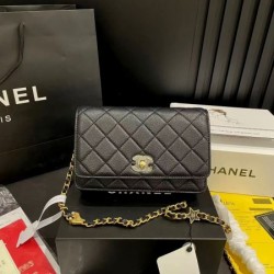 シーズンの流行にチェック 2024SS ショルダーバッグ CHANEL シャネル