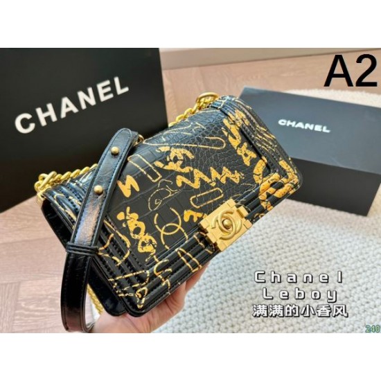 先シーズンに引き続き新品 2024SS ショルダーバッグ CHANEL シャネル 先シーズンに引き続き新品 2024SS ショルダーバッグ CHANEL シャネル