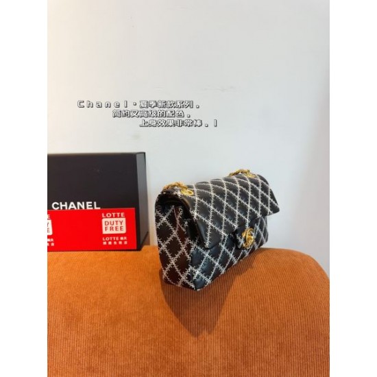 気軽におしゃれを楽しめる 2024SS ショルダーバッグ CHANEL シャネル 気軽におしゃれを楽しめる 2024SS ショルダーバッグ CHANEL シャネル