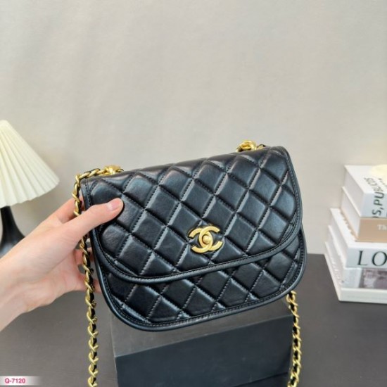 春先や夏にぴったりの新作 2024SS ショルダーバッグ CHANEL シャネル