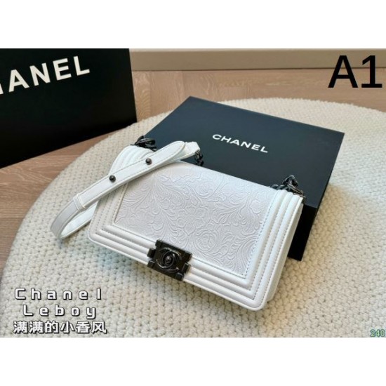 カジュアルな雰囲気があり 2024SS ショルダーバッグ CHANEL シャネル カジュアルな雰囲気があり 2024SS ショルダーバッグ CHANEL シャネル