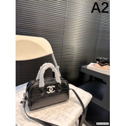 魅力の詰まったスタイル 2024SS トートバッグ CHANEL シャネル
