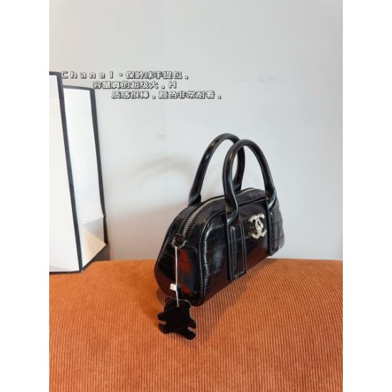 品薄状態になる夏季新作 2024SS トートバッグ CHANEL シャネル 品薄状態になる夏季新作 2024SS トートバッグ CHANEL シャネル