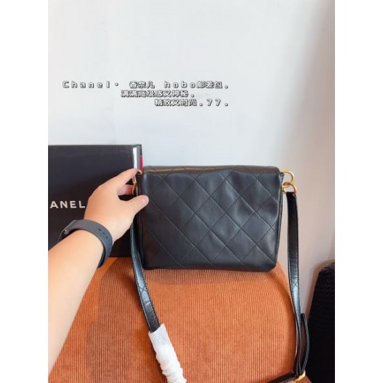 この春夏注目のトップス 2024SS トートバッグ CHANEL シャネル この春夏注目のトップス 2024SS トートバッグ CHANEL シャネル