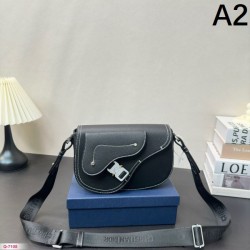 春らしいきれい色のように 2024SS ショルダーバッグ DIOR ディオール