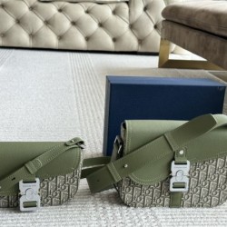 雑誌にも人気掲載アイテム 2024SS ショルダーバッグ DIOR ディオール