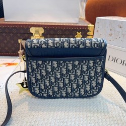 今季はトップスにおすすめ 2024SS ショルダーバッグ DIOR ディオール