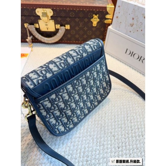 今季はトップスにおすすめ 2024SS ショルダーバッグ DIOR ディオール 今季はトップスにおすすめ 2024SS ショルダーバッグ DIOR ディオール