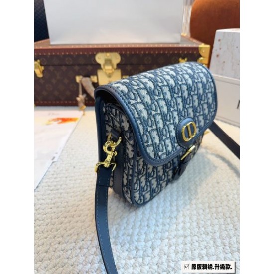 今季はトップスにおすすめ 2024SS ショルダーバッグ DIOR ディオール 今季はトップスにおすすめ 2024SS ショルダーバッグ DIOR ディオール