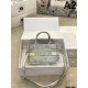 夏の紫外線をオシャレに対策 2024SS トートバッグ DIOR ディオール 夏の紫外線をオシャレに対策 2024SS トートバッグ DIOR ディオール