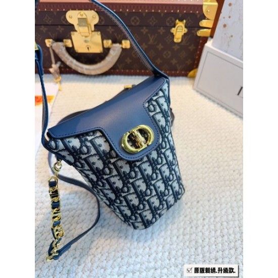 国境も時代も超えた夏季新作 2024SS トートバッグ DIOR ディオール 国境も時代も超えた夏季新作 2024SS トートバッグ DIOR ディオール