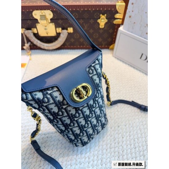 国境も時代も超えた夏季新作 2024SS トートバッグ DIOR ディオール 国境も時代も超えた夏季新作 2024SS トートバッグ DIOR ディオール
