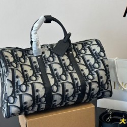 オシャレにまとめる逸品 2024SS トラベルバッグ DIOR ディオール