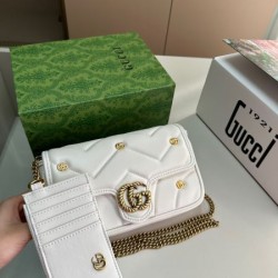 今夏のお気に入りスタイル 2024SS ショルダーバッグ GUCCI グッチ
