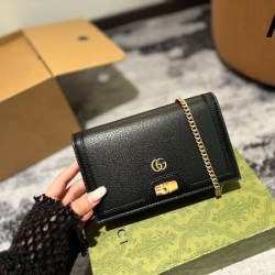 トレンドのコーディネート 2024SS ショルダーバッグ GUCCI グッチ